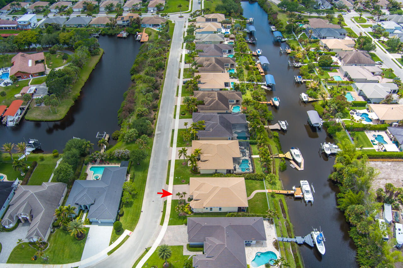 LOST RIVER MANORS - Residential