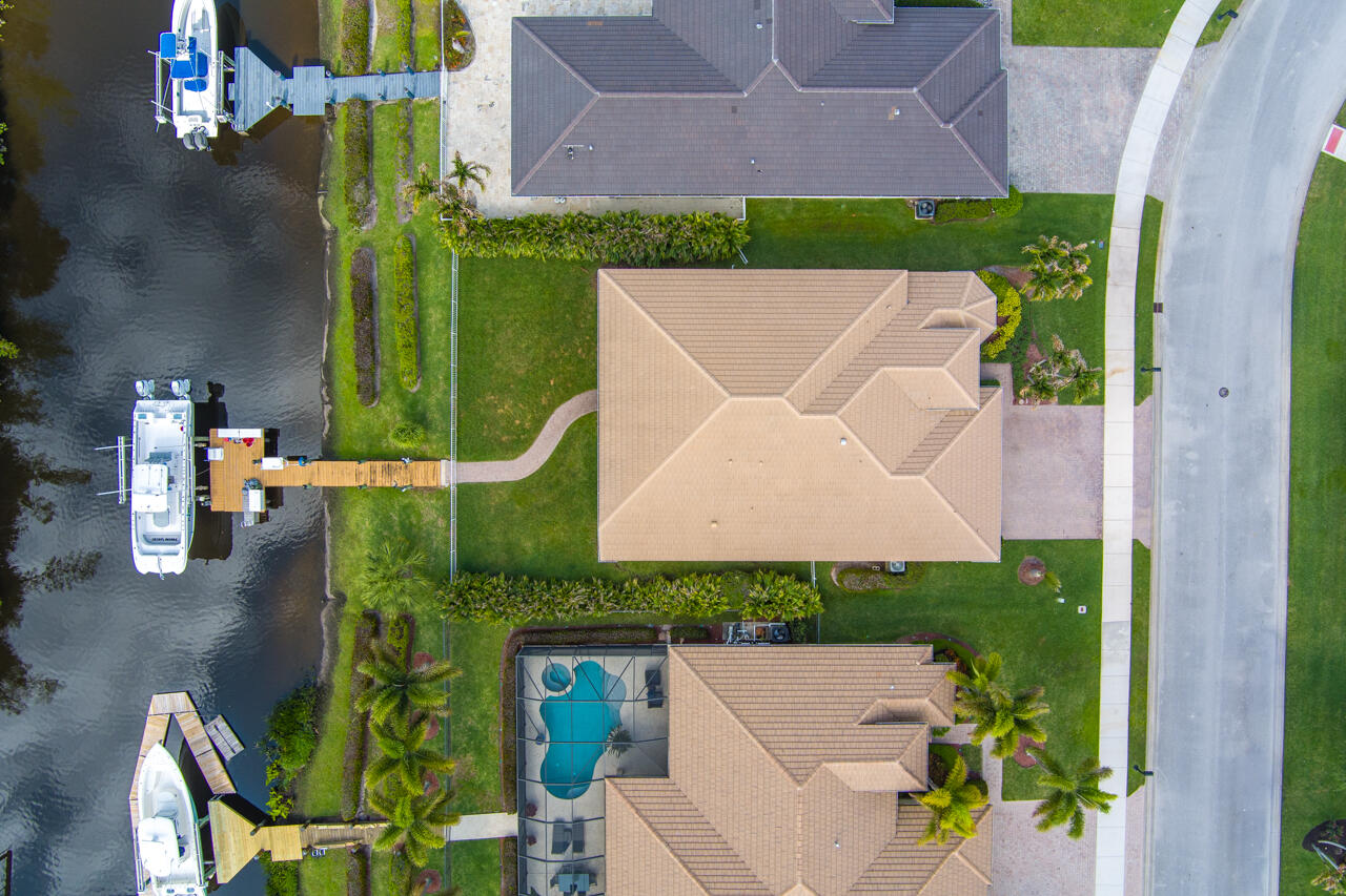 LOST RIVER MANORS - Residential