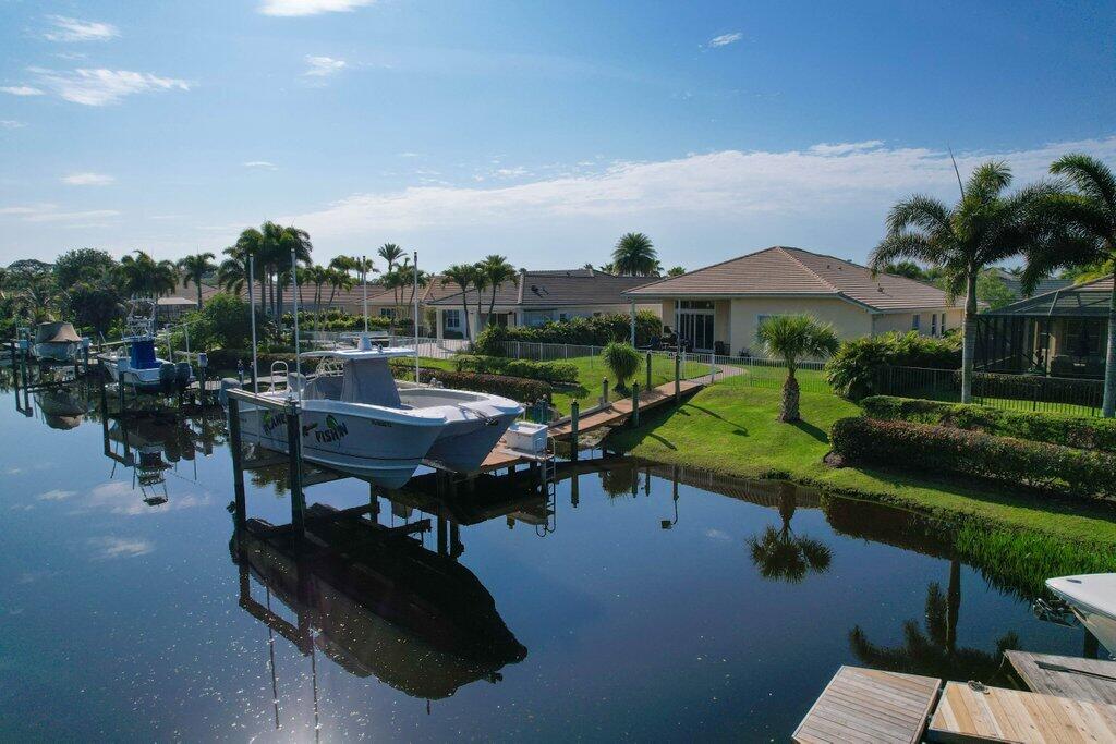 479 SW Lost River Road
