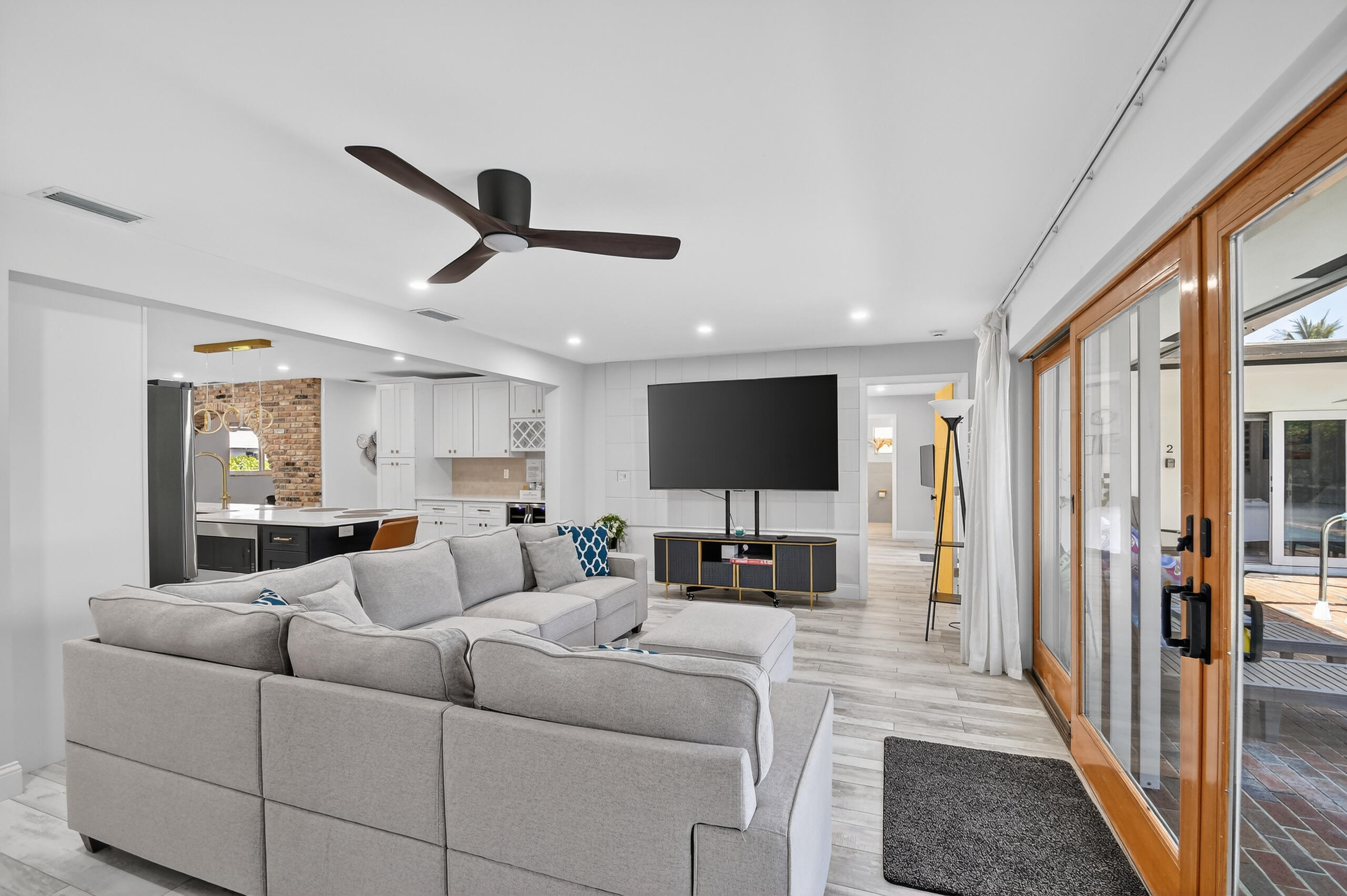 LAKE CLARKE WATERWAY ESTATES 1 - Residential