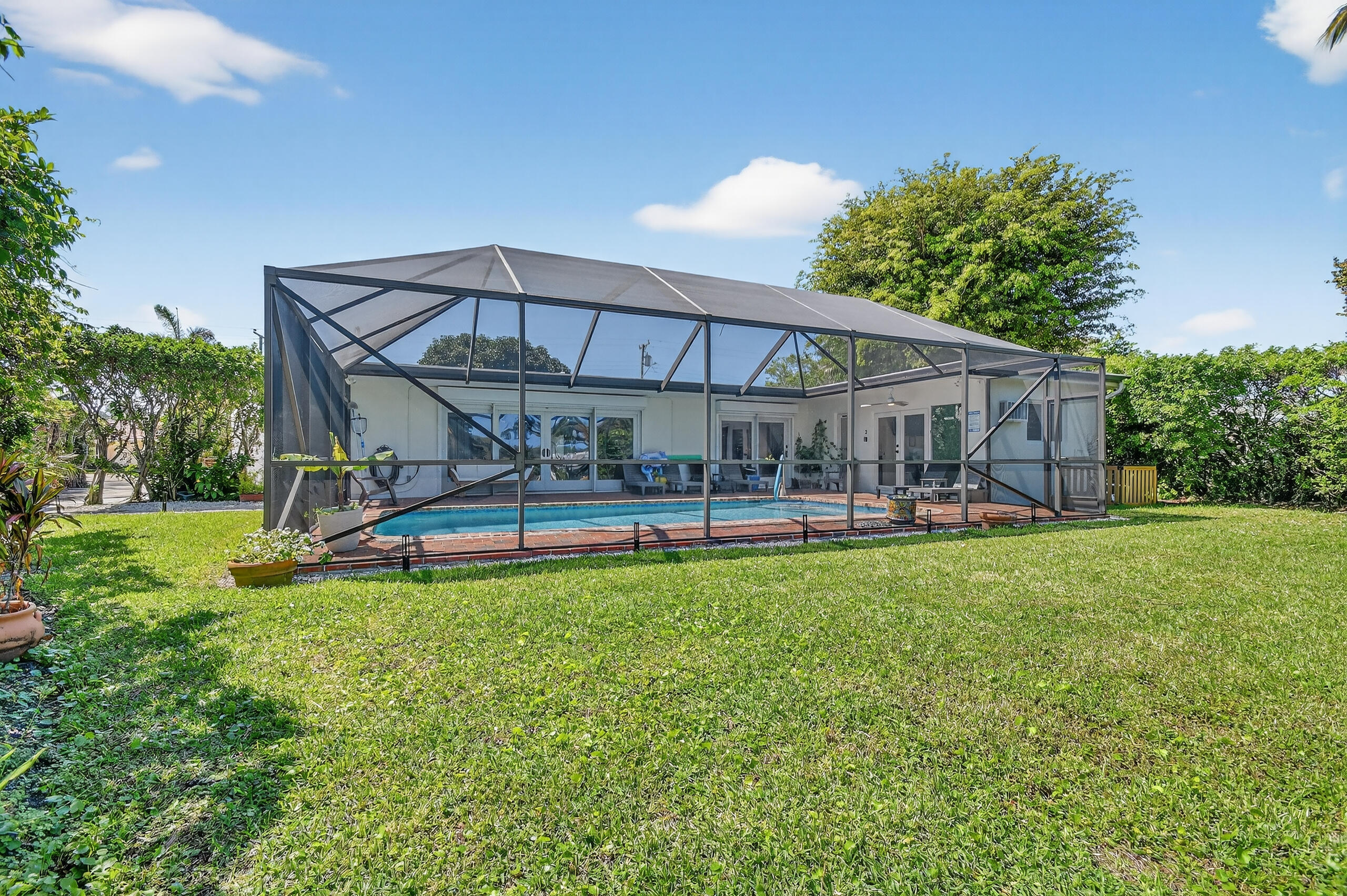 LAKE CLARKE WATERWAY ESTATES 1 - Residential