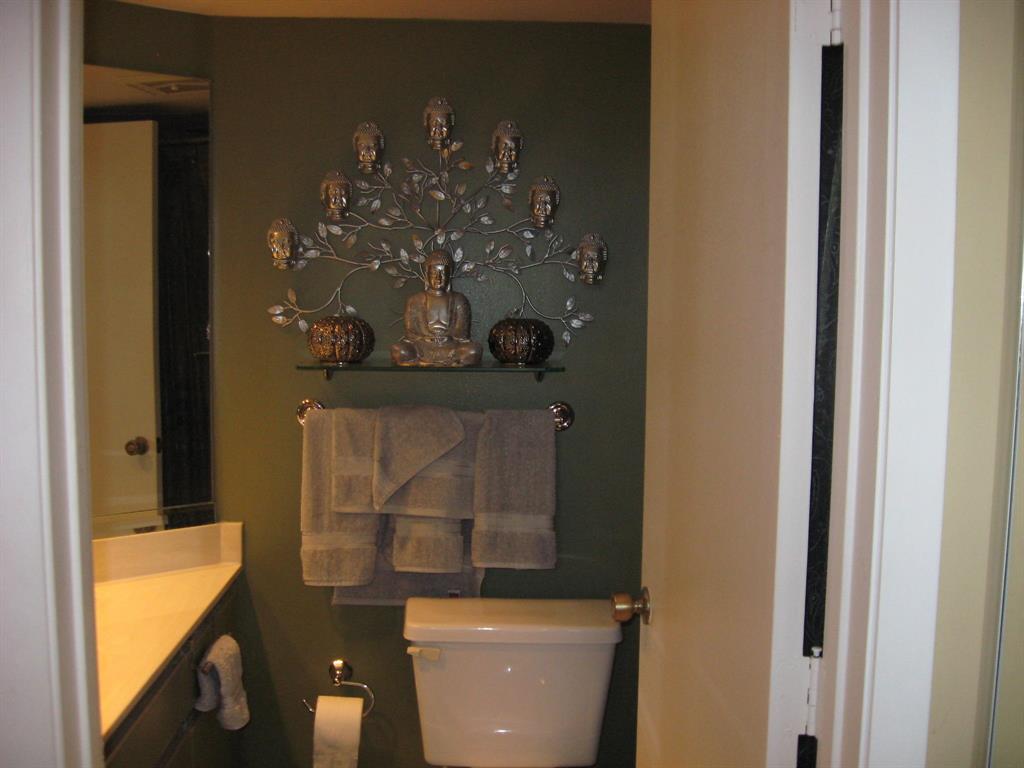 GLENEAGLES CONDO I - Residential