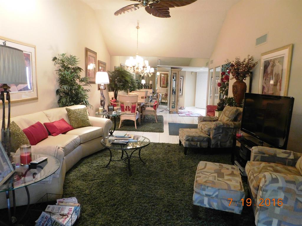 GLENEAGLES CONDO I - Residential