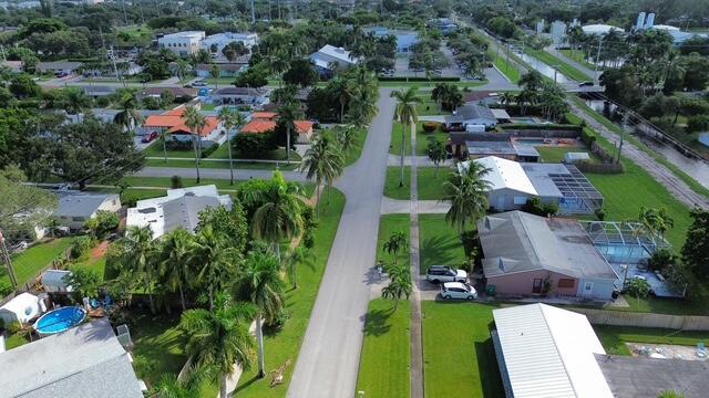 PALM SPRINGS VILLAGE 4 - Residential