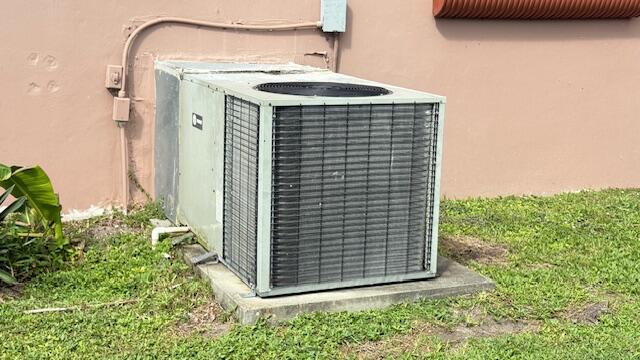 PALM SPRINGS VILLAGE 4 - Residential