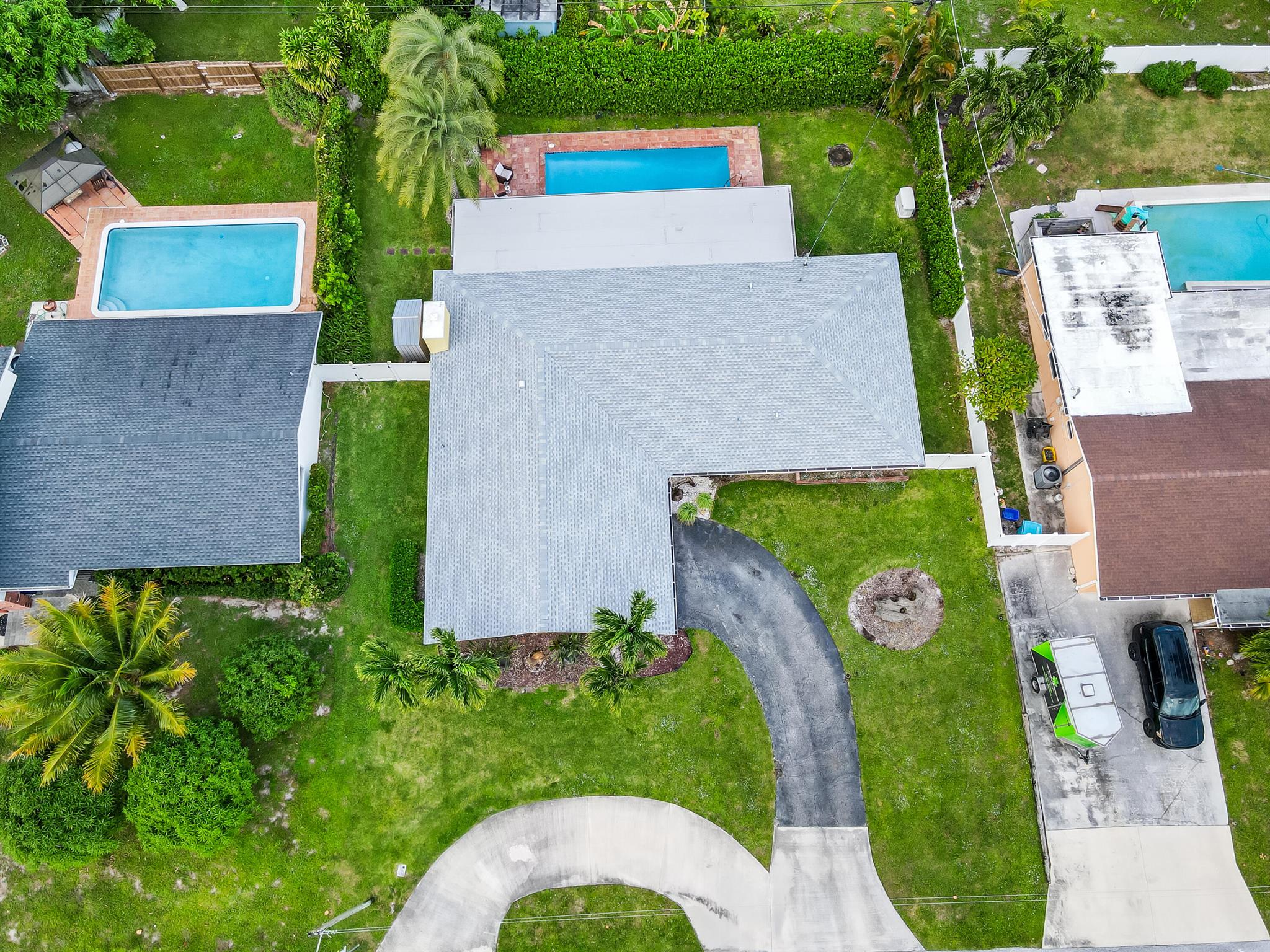 View photos, virtual tours, details... 319 SW 11th Avenue