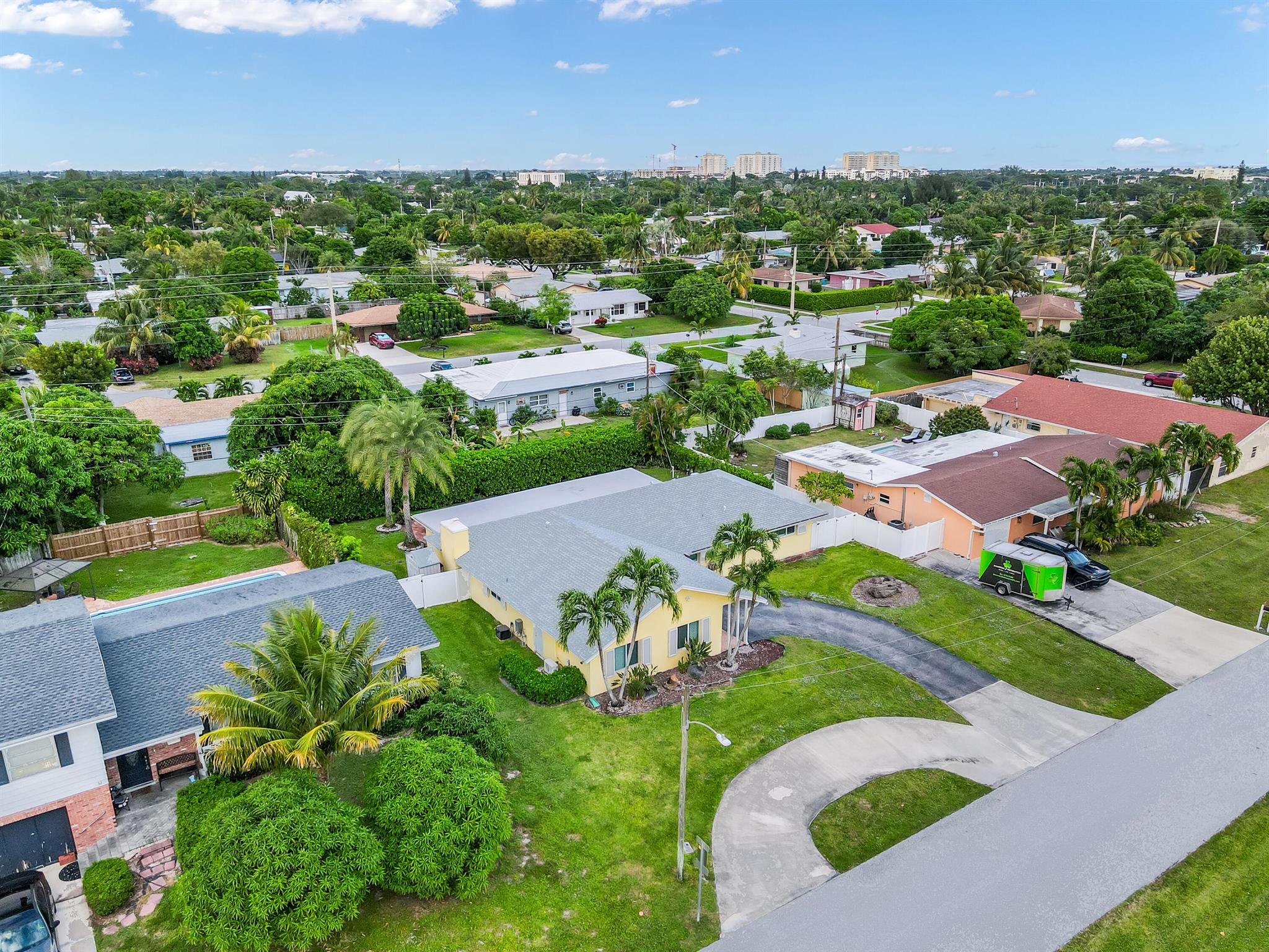 WOODCREST MNR - Residential