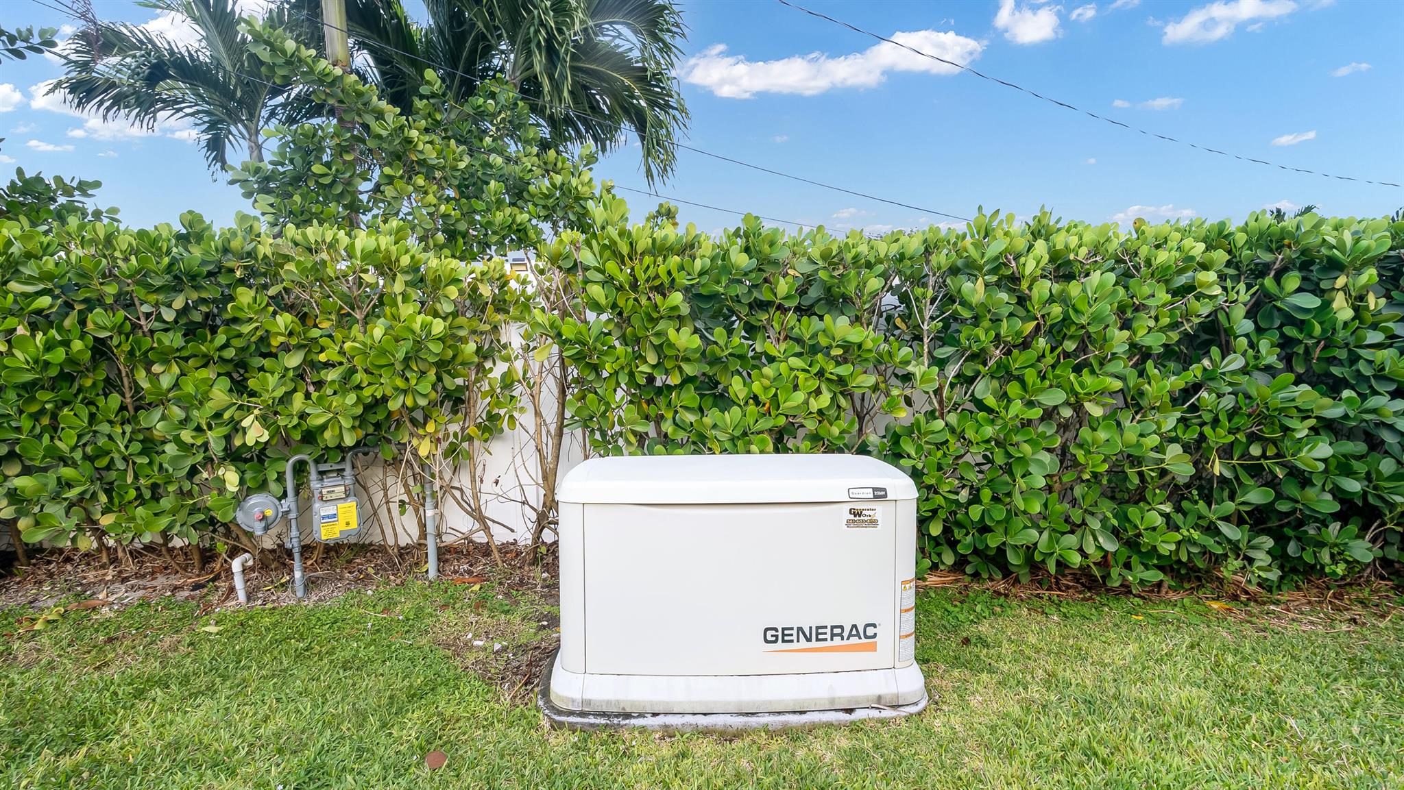 WOODCREST MNR - Residential