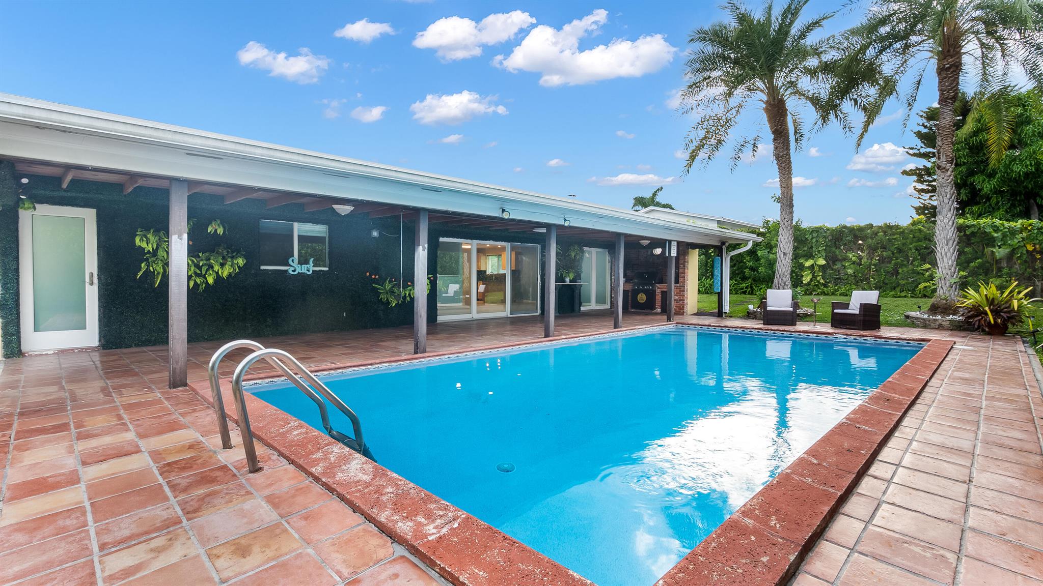 WOODCREST MNR - Residential