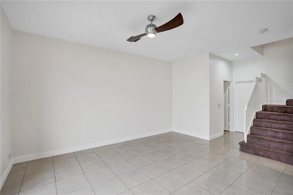 HOLIDAY SPRINGS EAST - Residential