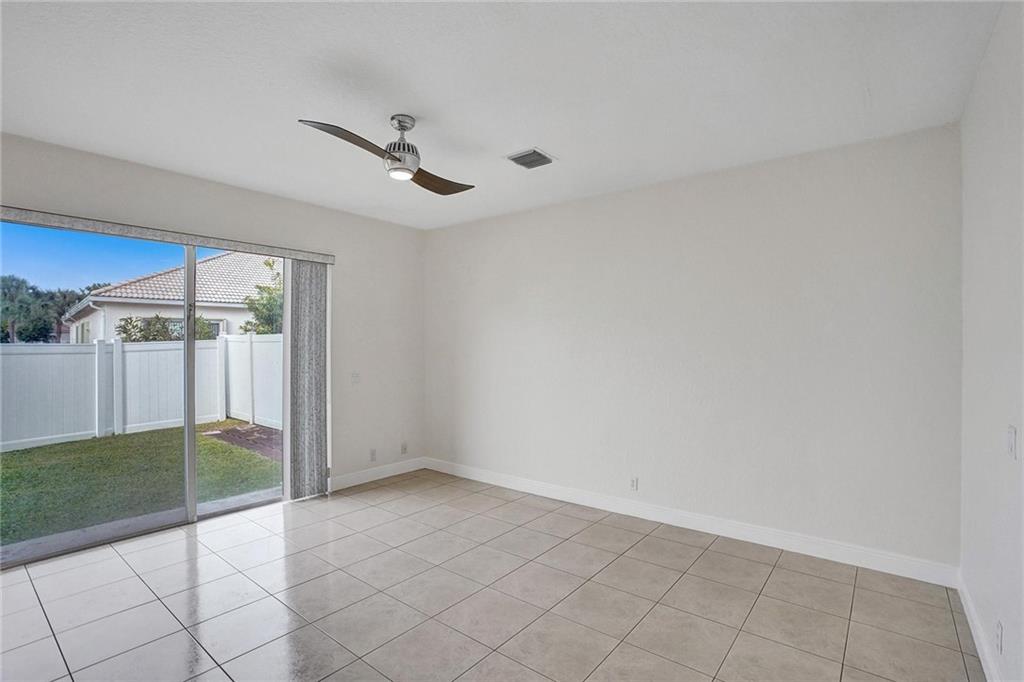 HOLIDAY SPRINGS EAST - Residential