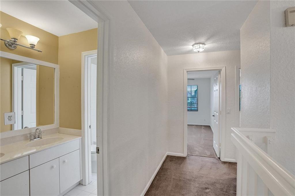 HOLIDAY SPRINGS EAST - Residential