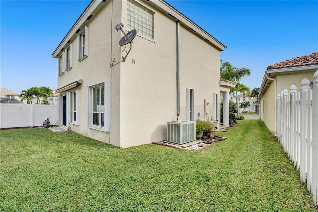HOLIDAY SPRINGS EAST - Residential