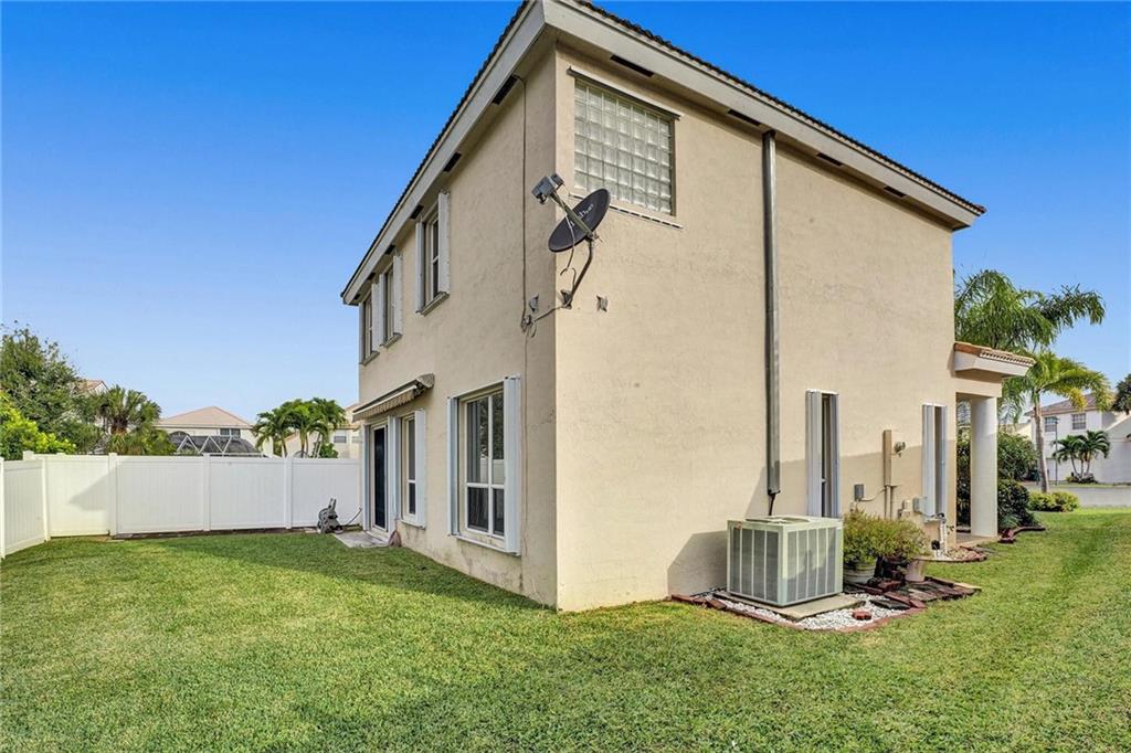 HOLIDAY SPRINGS EAST - Residential