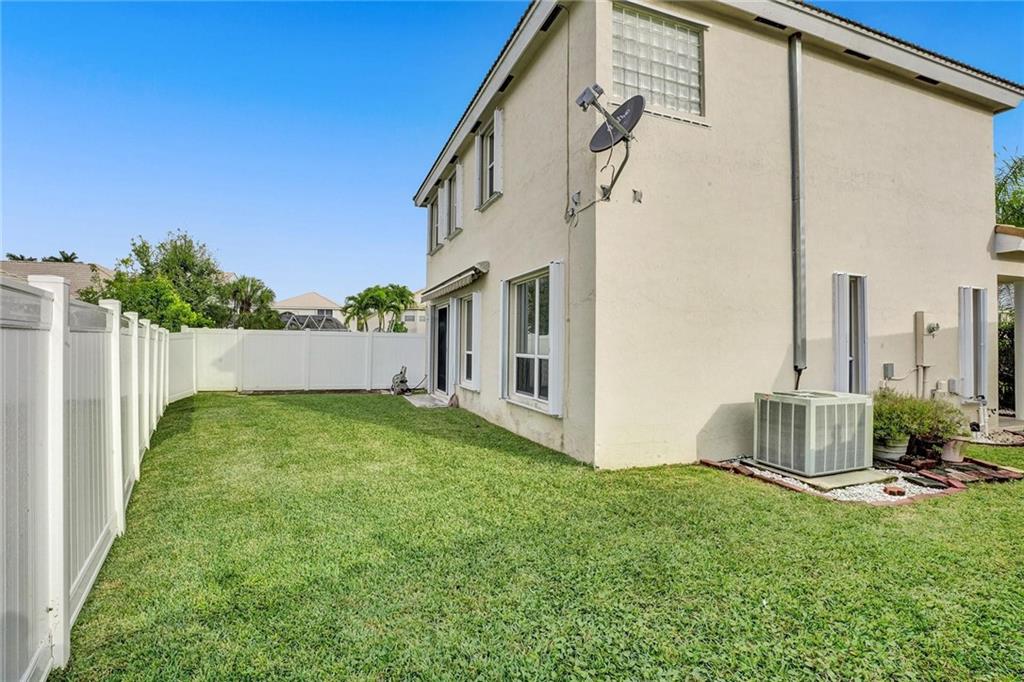 HOLIDAY SPRINGS EAST - Residential