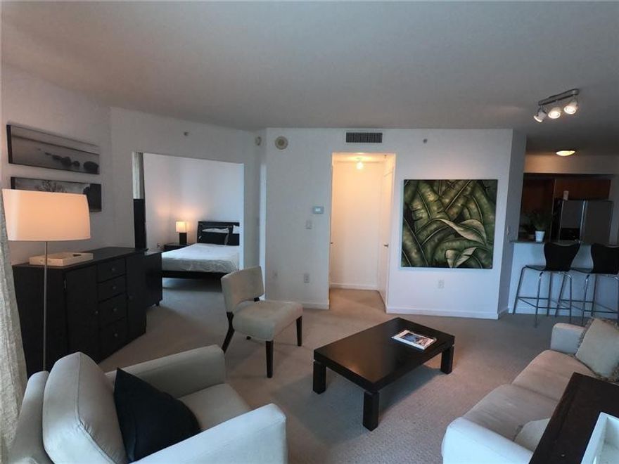 Great opportunity to rent at Metropolis an AMAZING FURNISHED 1/1 UNIT. Located in DOWNTOWN DADELAND, close to Dadeland Mall, MetroRail station, restaurants and shops. KITCHEN with dishwasher, Granite counter tops, Stainless Steel Appliances, Washer and Dryer inside unit, amazing views to Biscayne Bay, Pinecrest, Coral Gables, Downtown Miami and Key Biscayne. Balcony. Security 24 HS, 2 Swimming Pools and Sauna, Gym. (DISCLOSURE, POOL AREA IS UNDER RENOVATIONS). Asking 1st month and 1 security deposit.