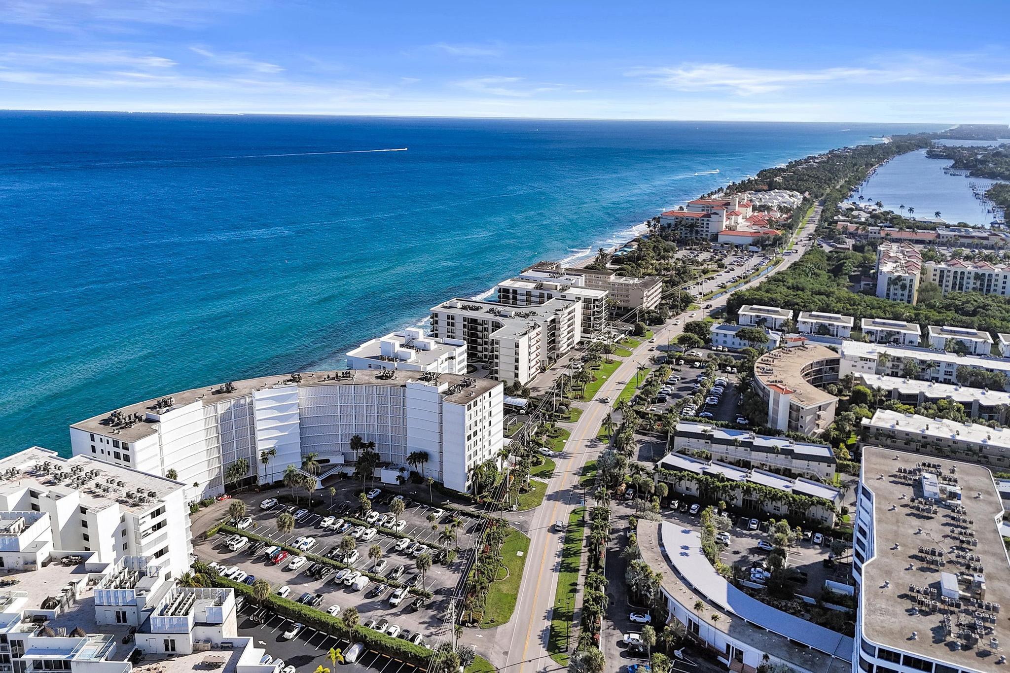 MAYFAIR HOUSE CONDO - Residential