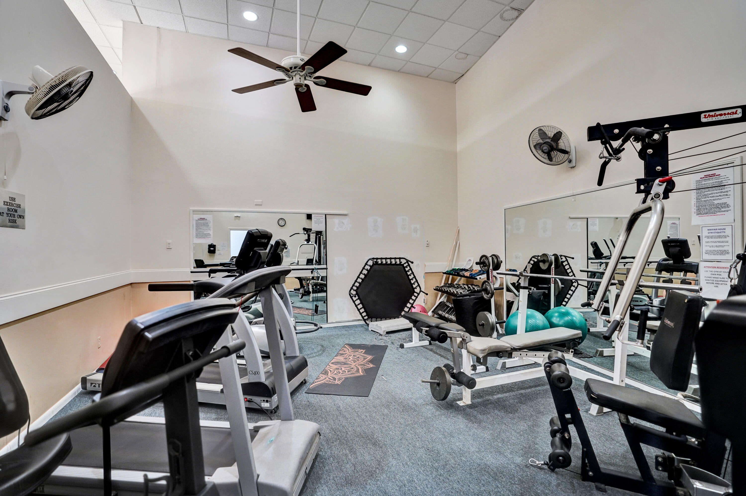 MAYFAIR HOUSE CONDO - Residential