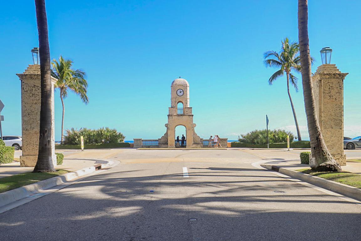 MAYFAIR HOUSE CONDO - Residential