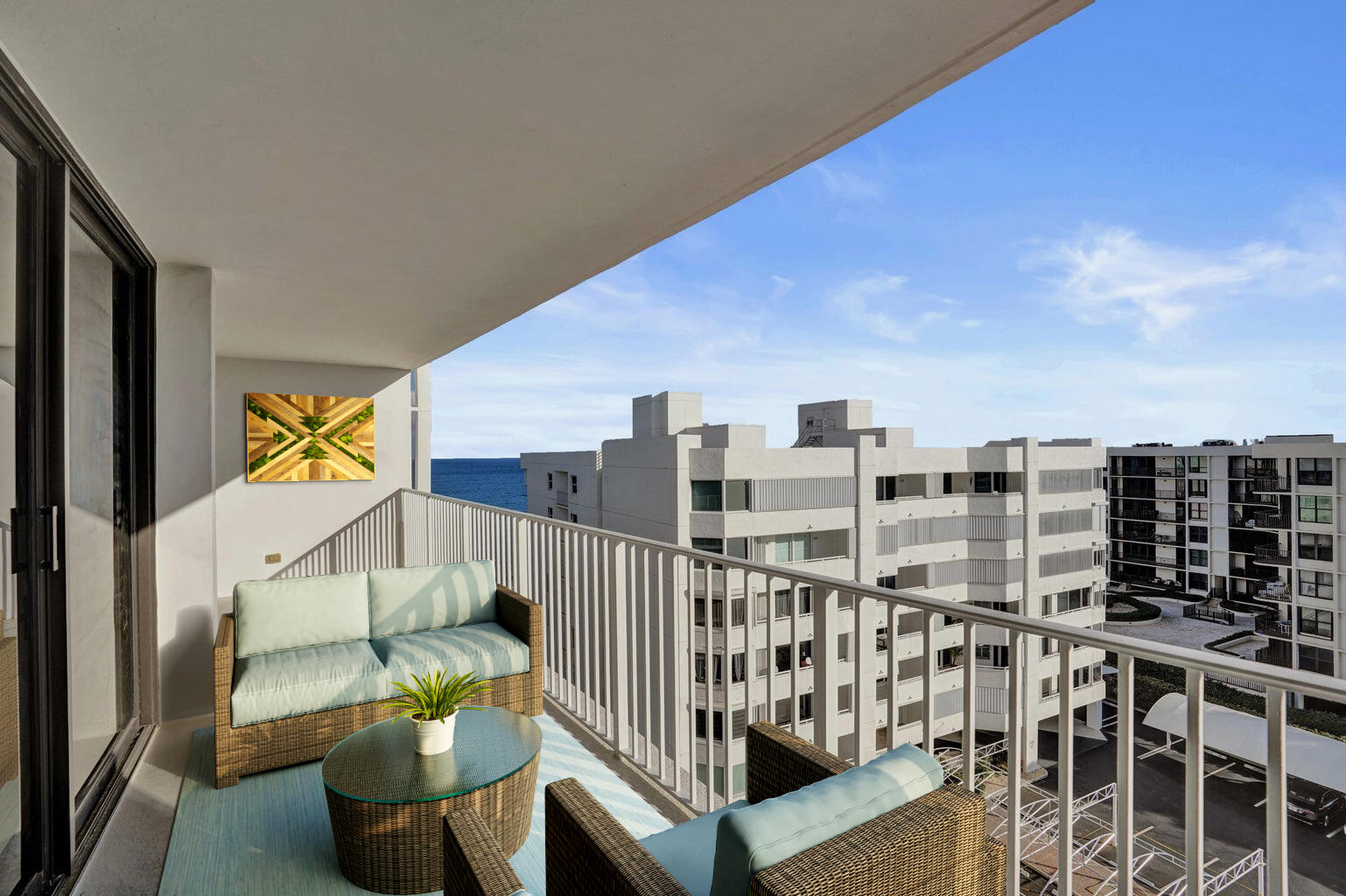 MAYFAIR HOUSE CONDO - Residential