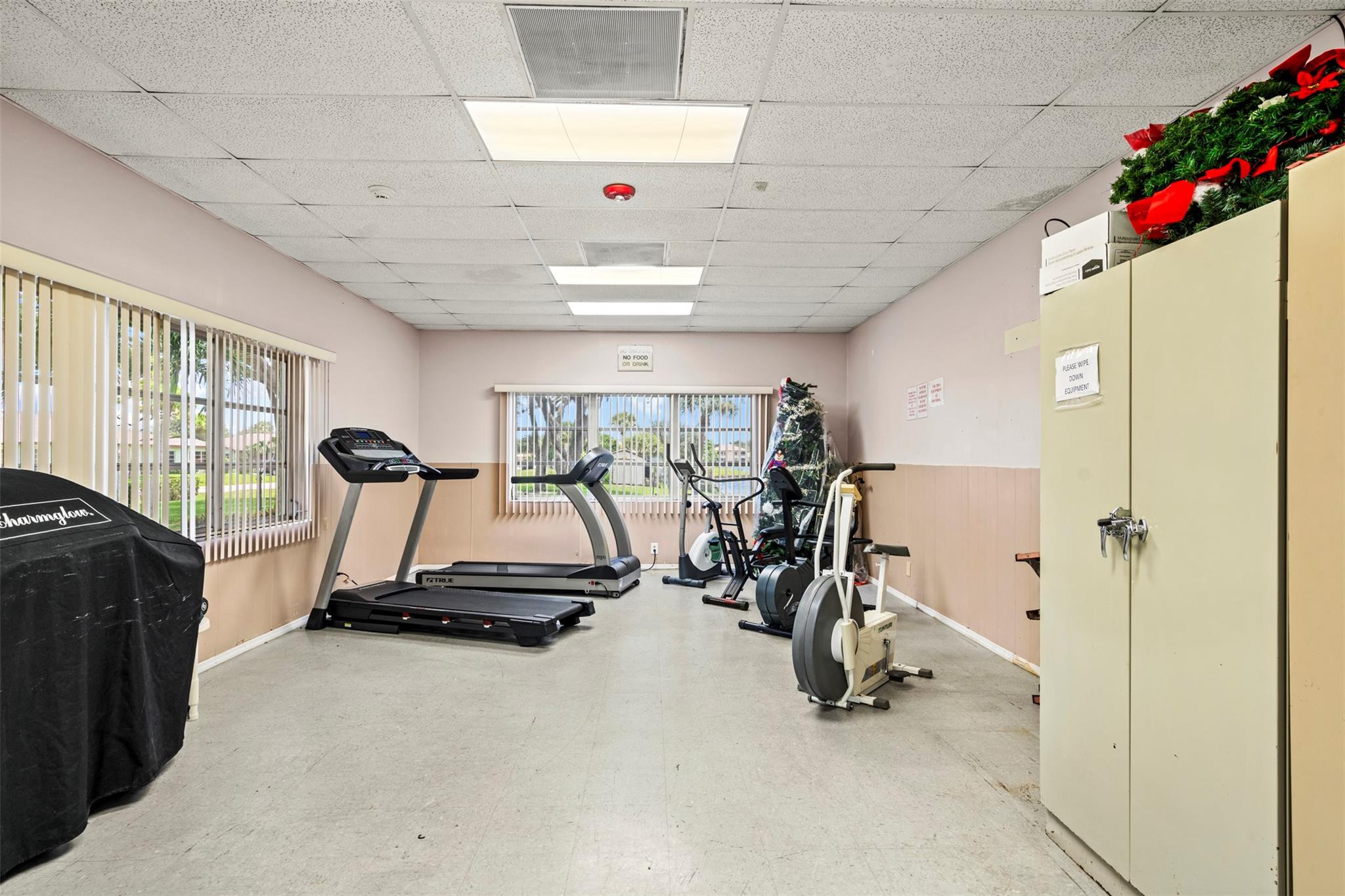 Savannah's Condominium SE - Residential