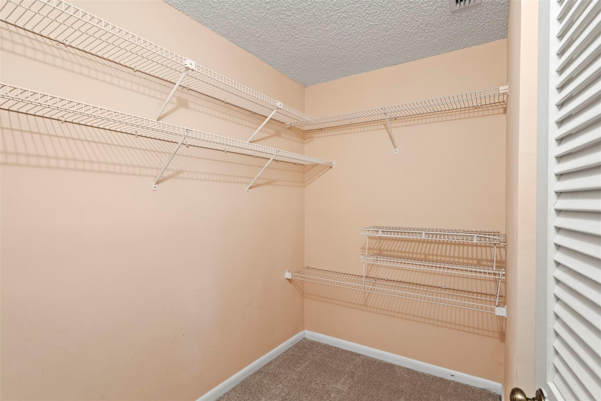 Savannah's Condominium SE - Residential