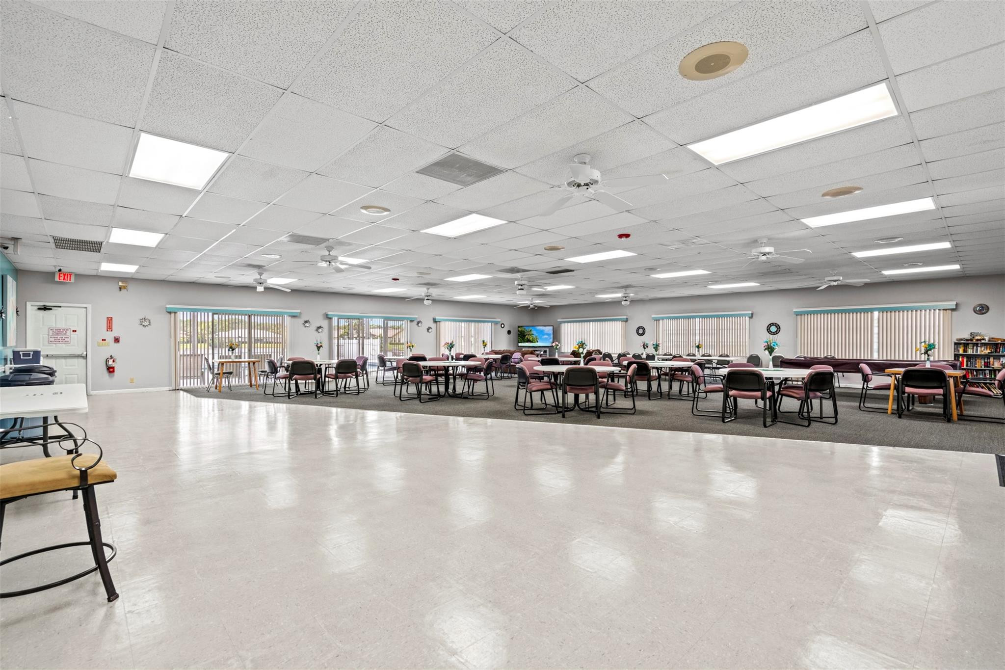 Savannah's Condominium SE - Residential