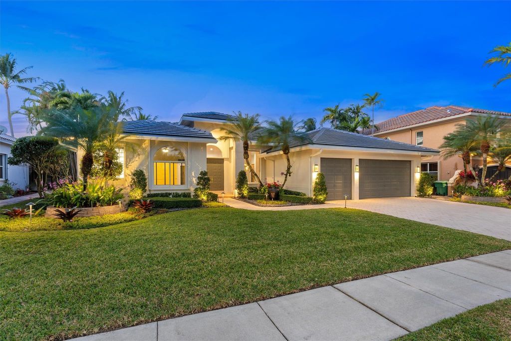Photo of 10995 Whitehawk Street, Plantation, FL 33324 (MLS # F10416124)