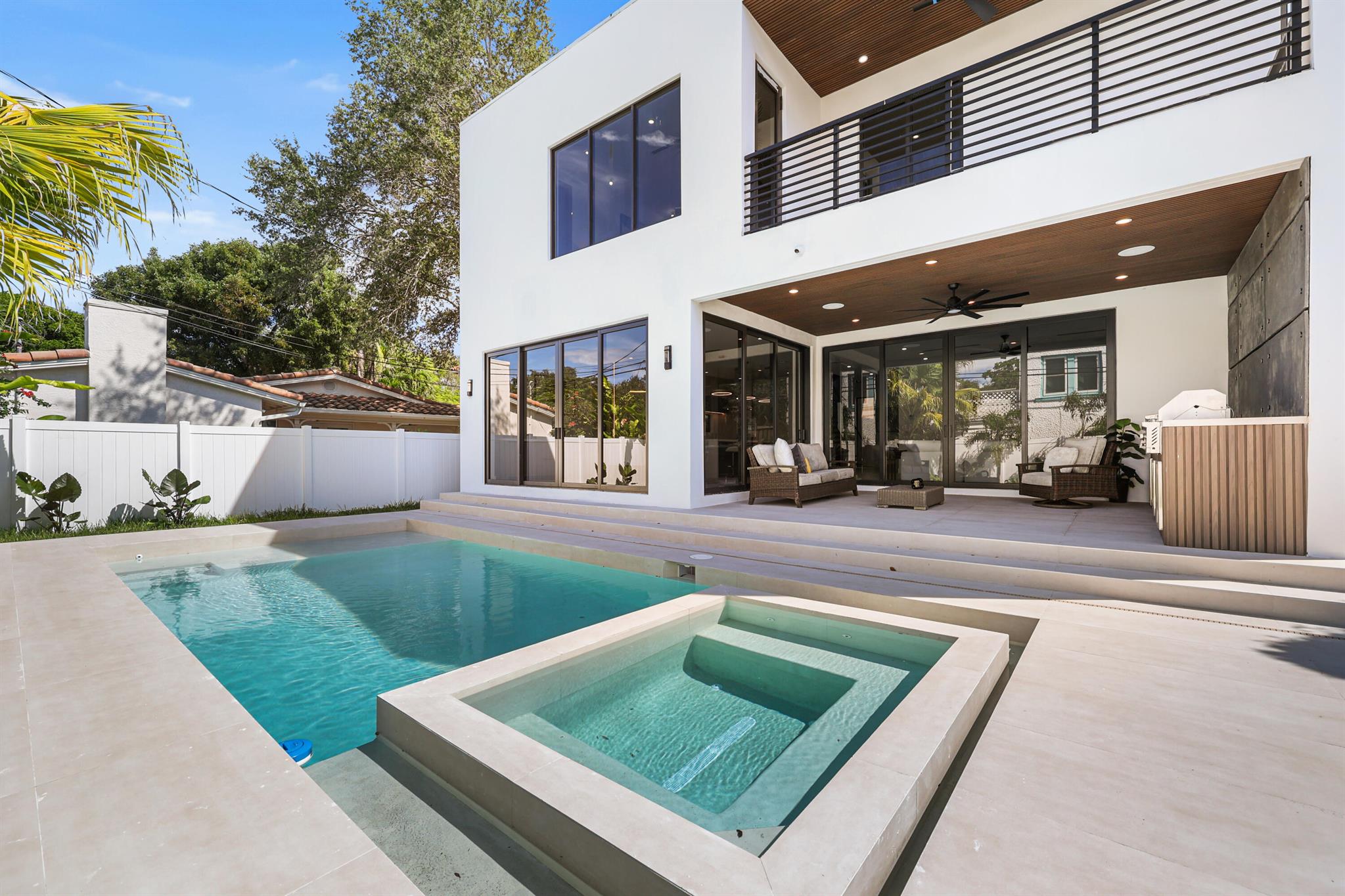 Rio Vista C J Hectors Res - Residential