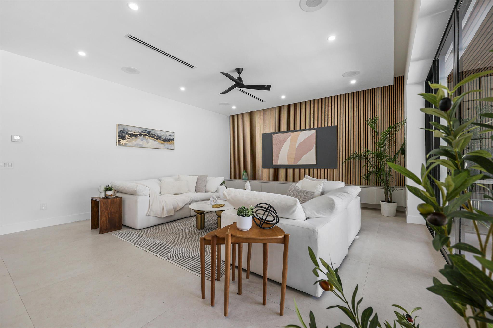 Rio Vista C J Hectors Res - Residential