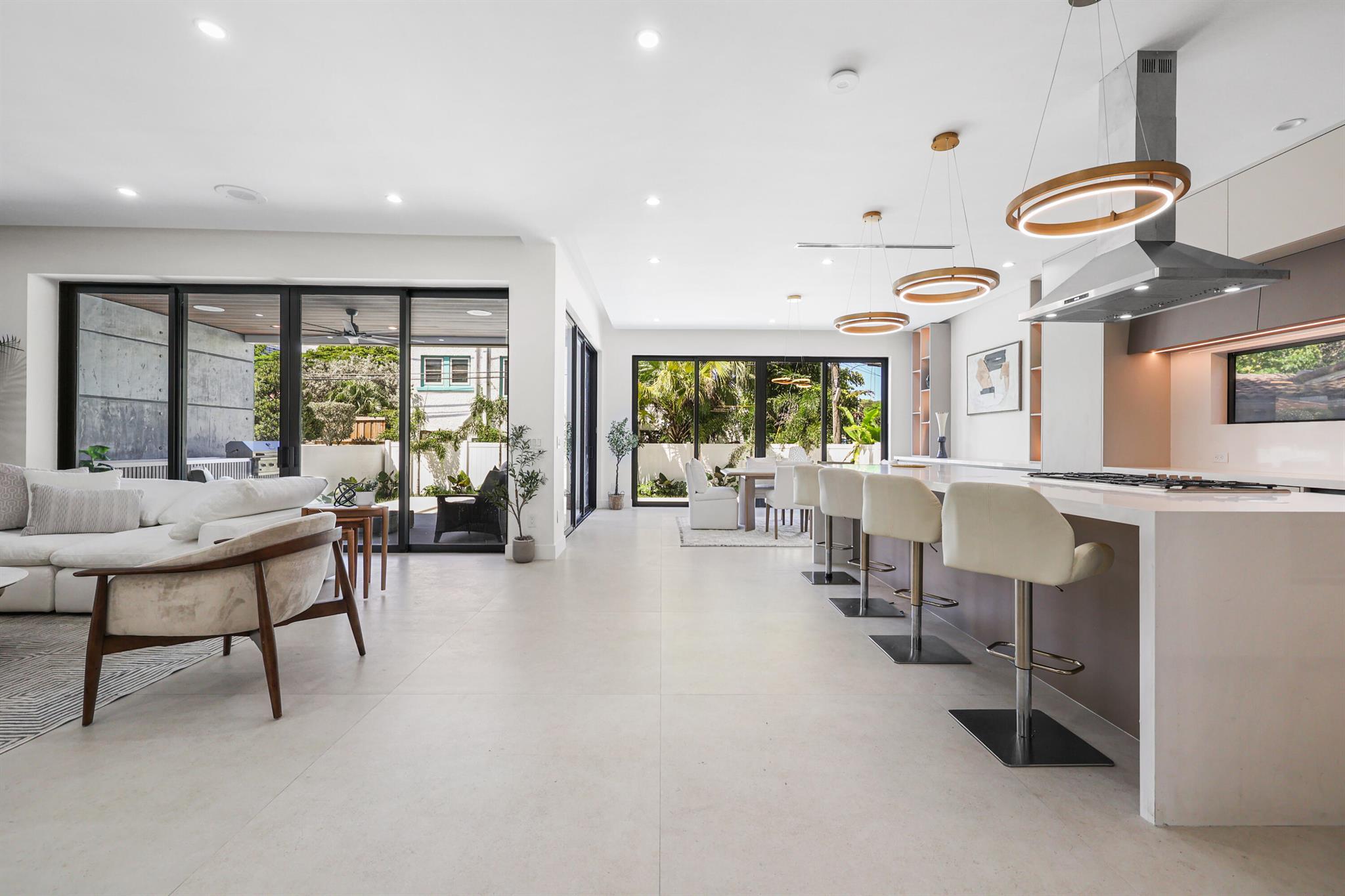 Rio Vista C J Hectors Res - Residential