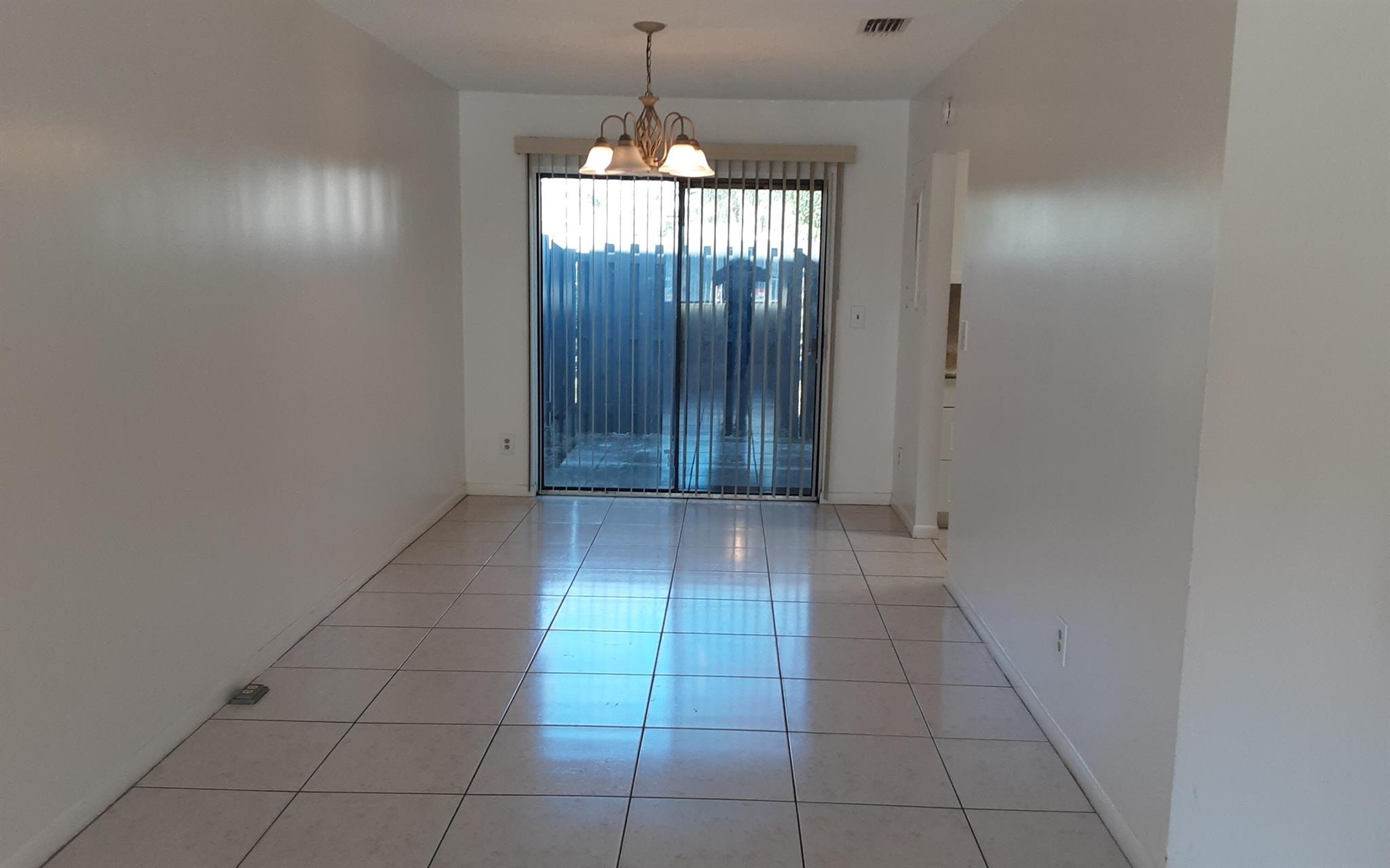 5404 Bayside Drive 5404