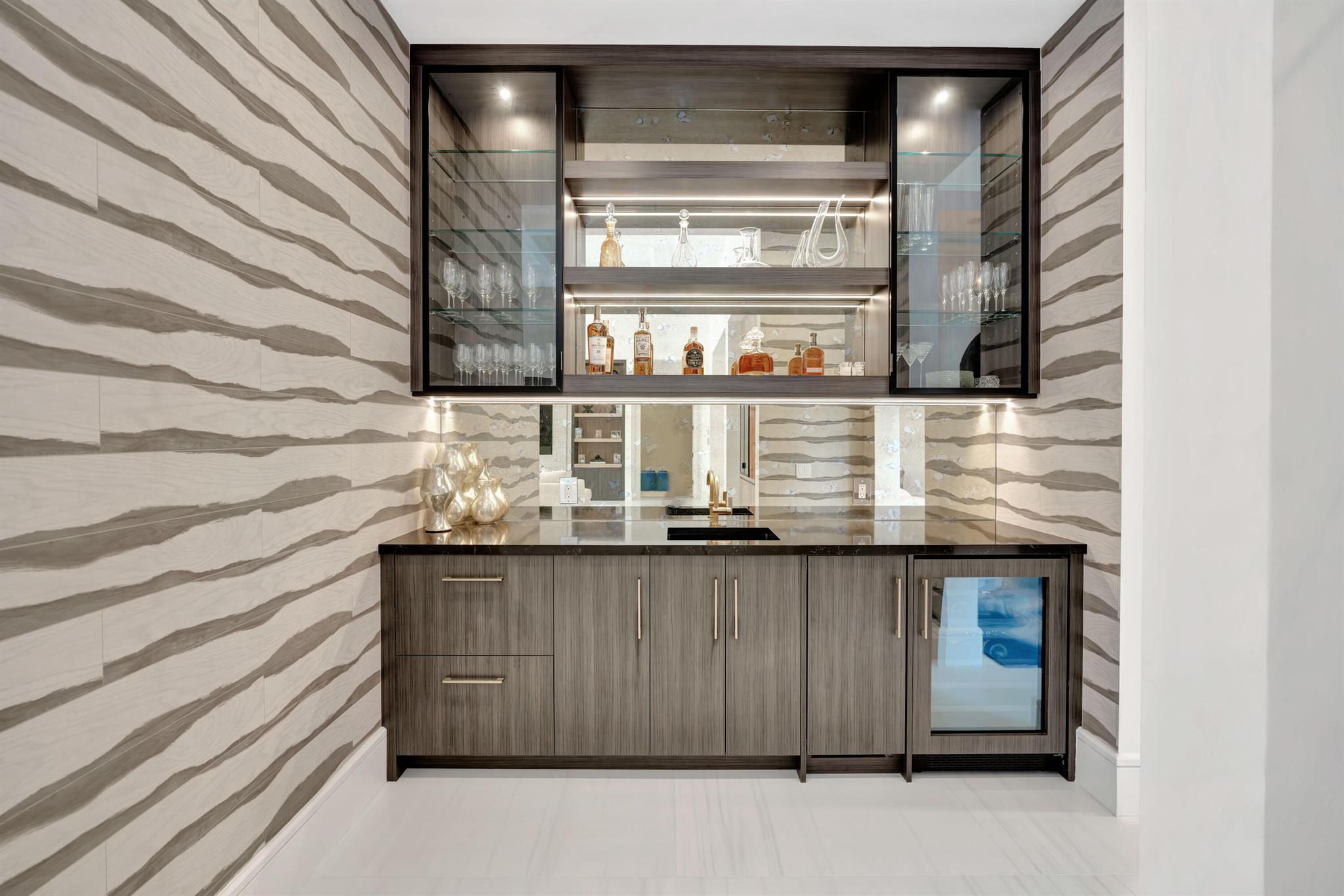 OLD PALM 4 - Residential