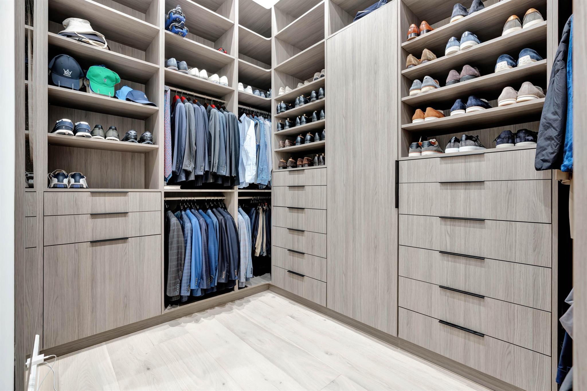 OLD PALM 4 - Residential