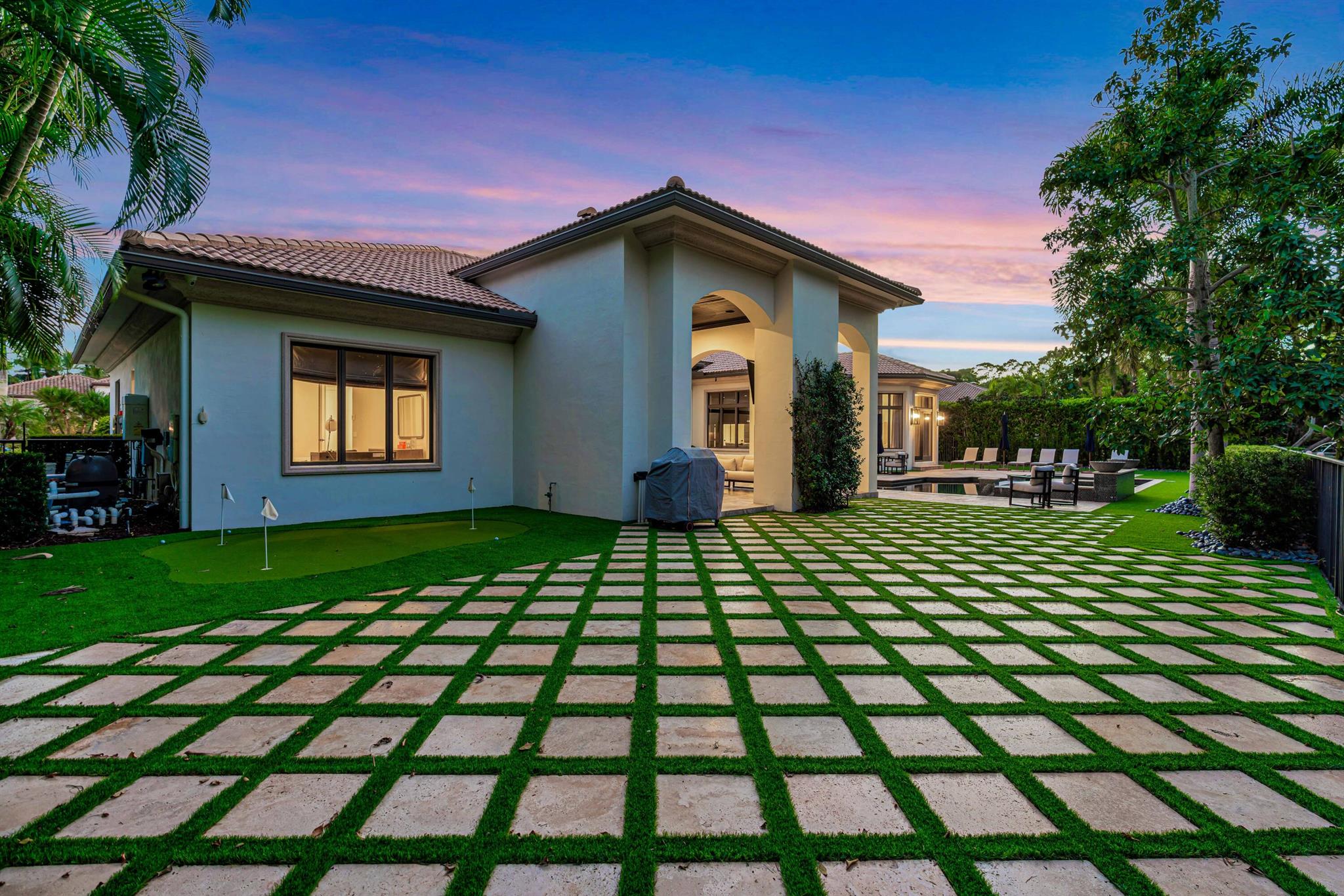 OLD PALM 4 - Residential