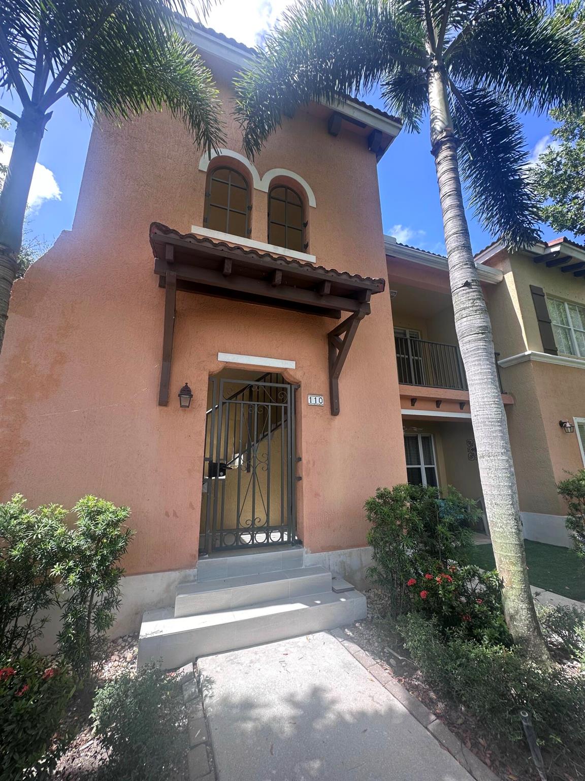 ROSEMONT CONDO - Residential Lease