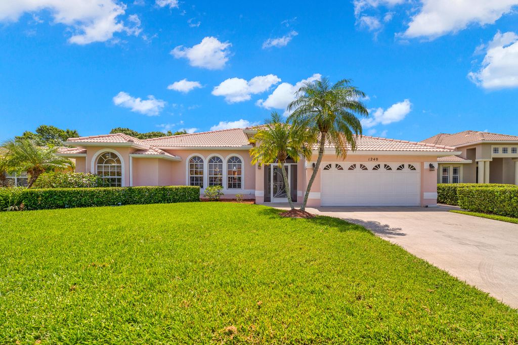 Photo of 1240 SW Briarwood Drive, Port Saint Lucie, FL 34986 (MLS # R10793594)