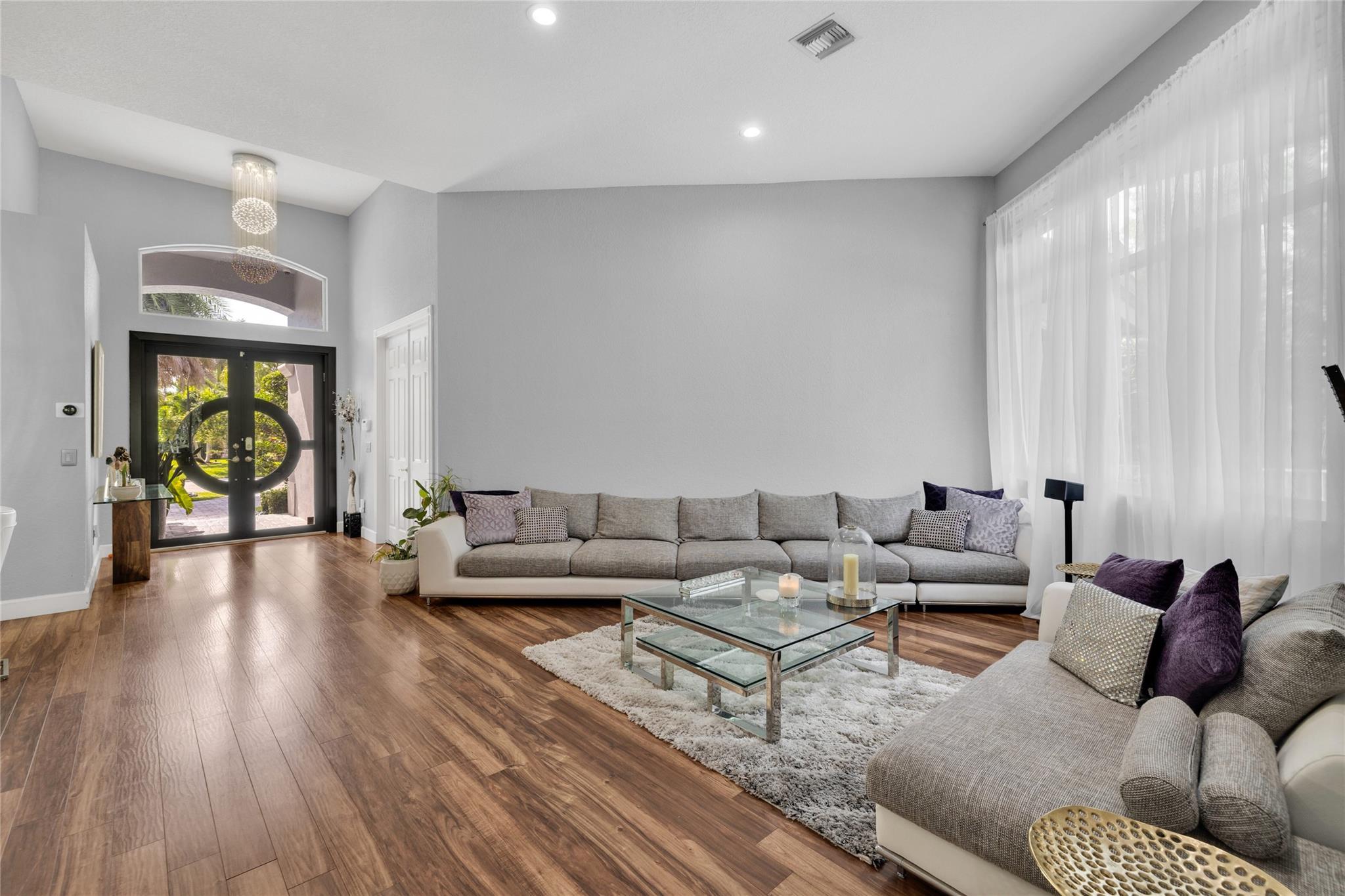 Mariners Cove - Residential