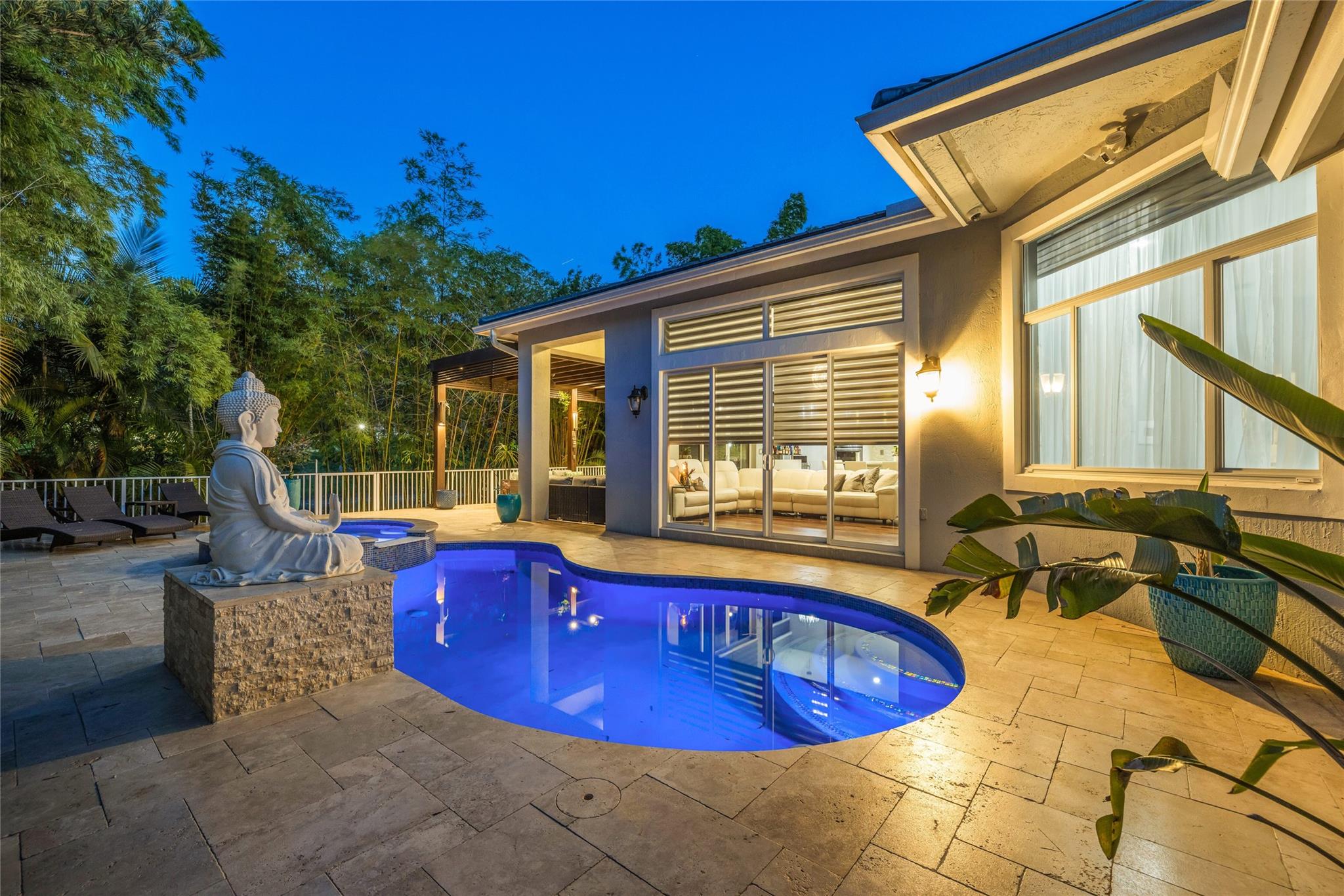 Mariners Cove - Residential