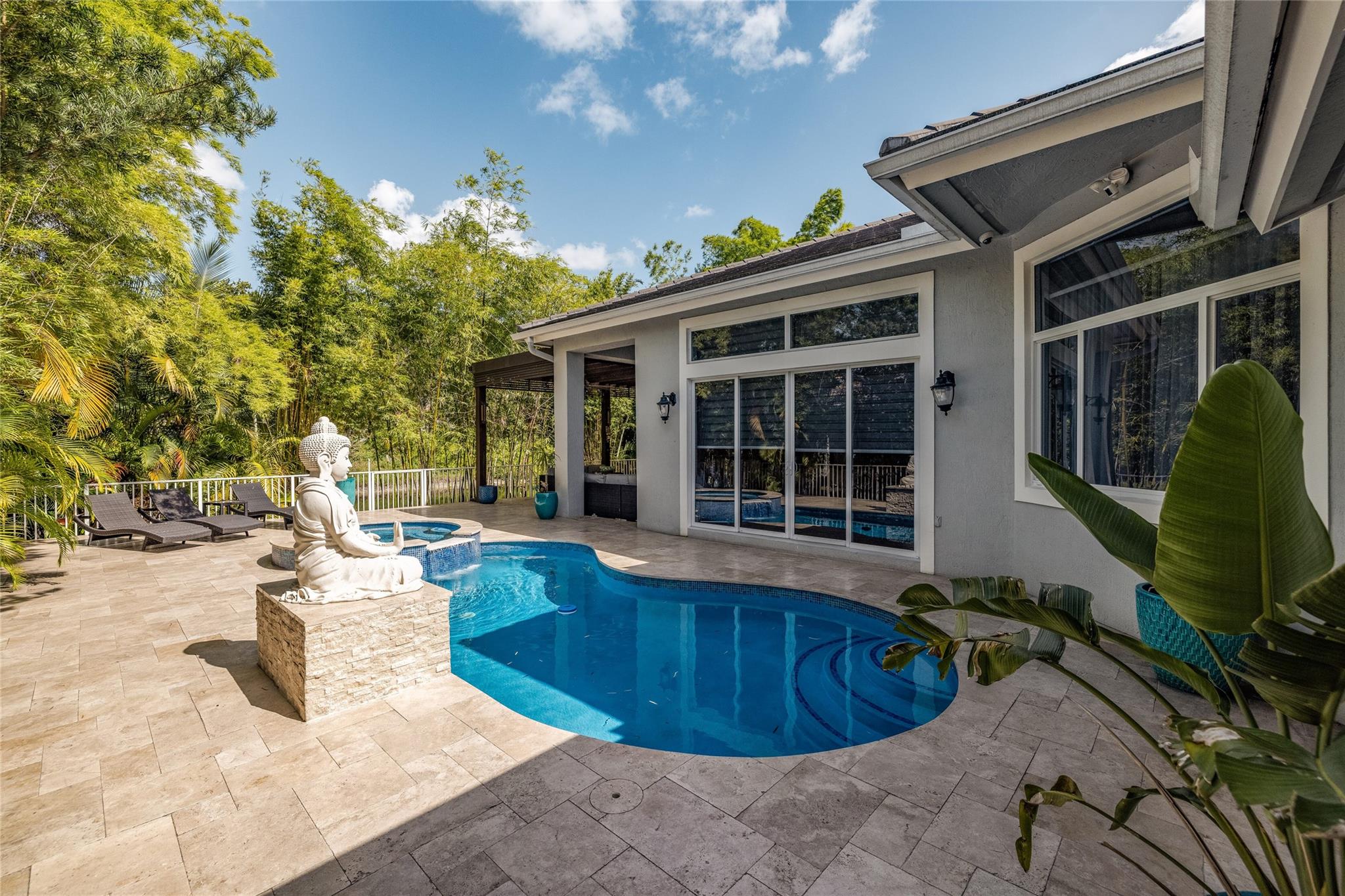 Mariners Cove - Residential