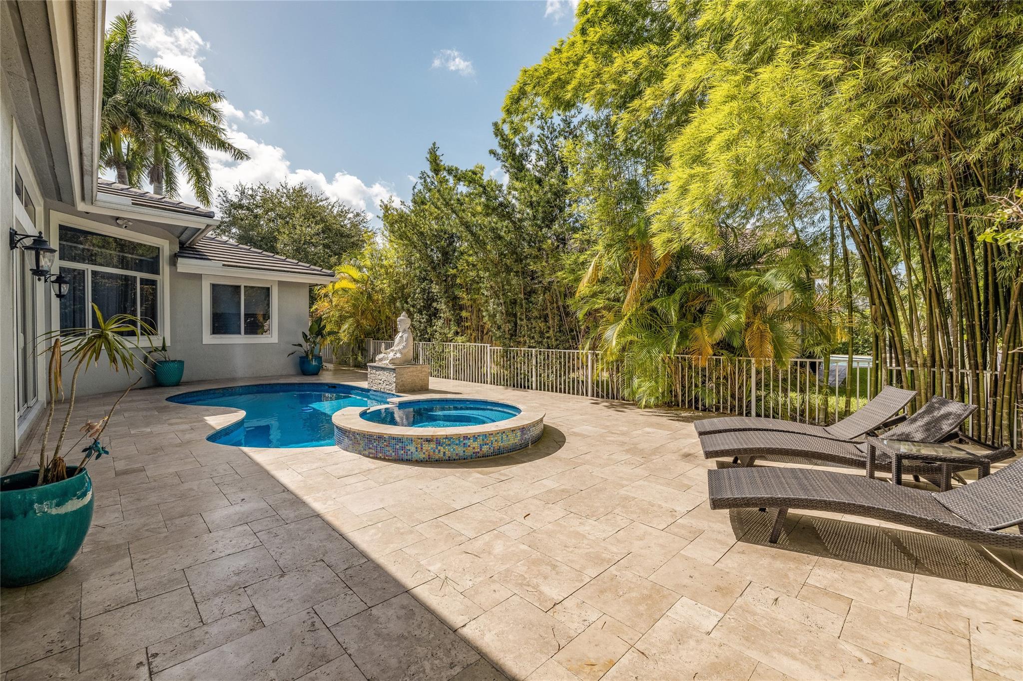 Mariners Cove - Residential