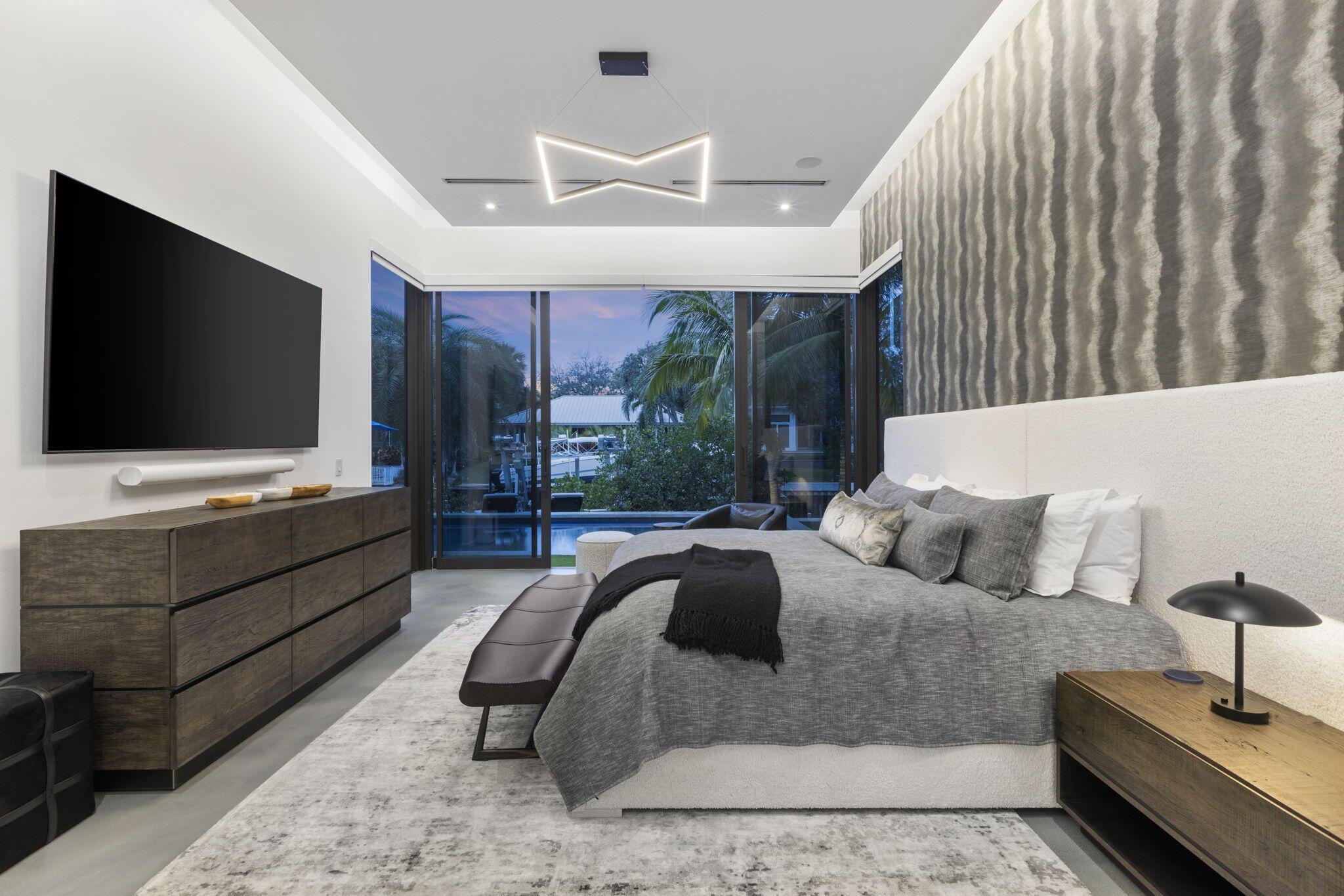 INTRACOASTAL PARK - Residential