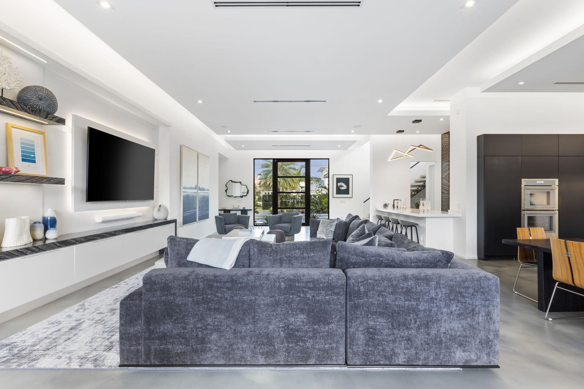 INTRACOASTAL PARK - Residential