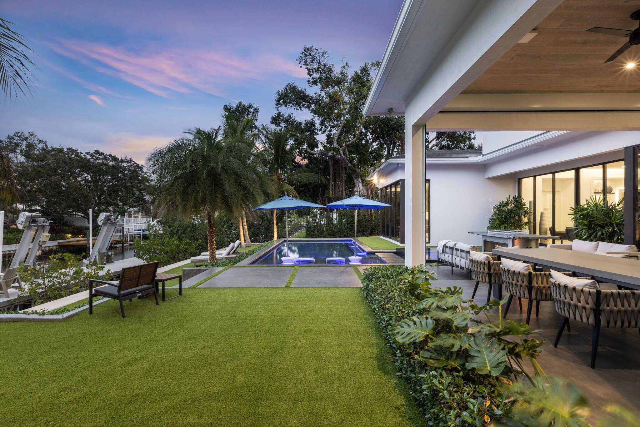 INTRACOASTAL PARK - Residential