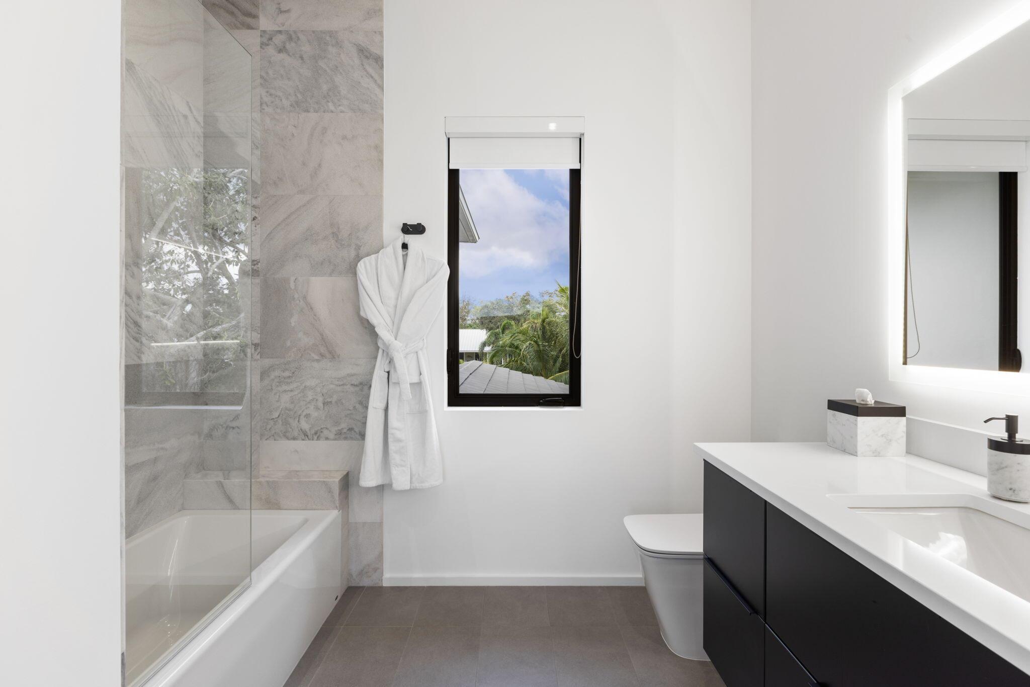 INTRACOASTAL PARK - Residential