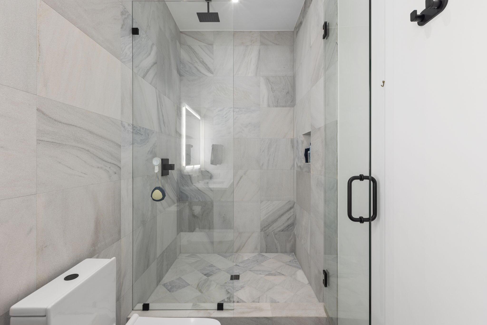 INTRACOASTAL PARK - Residential