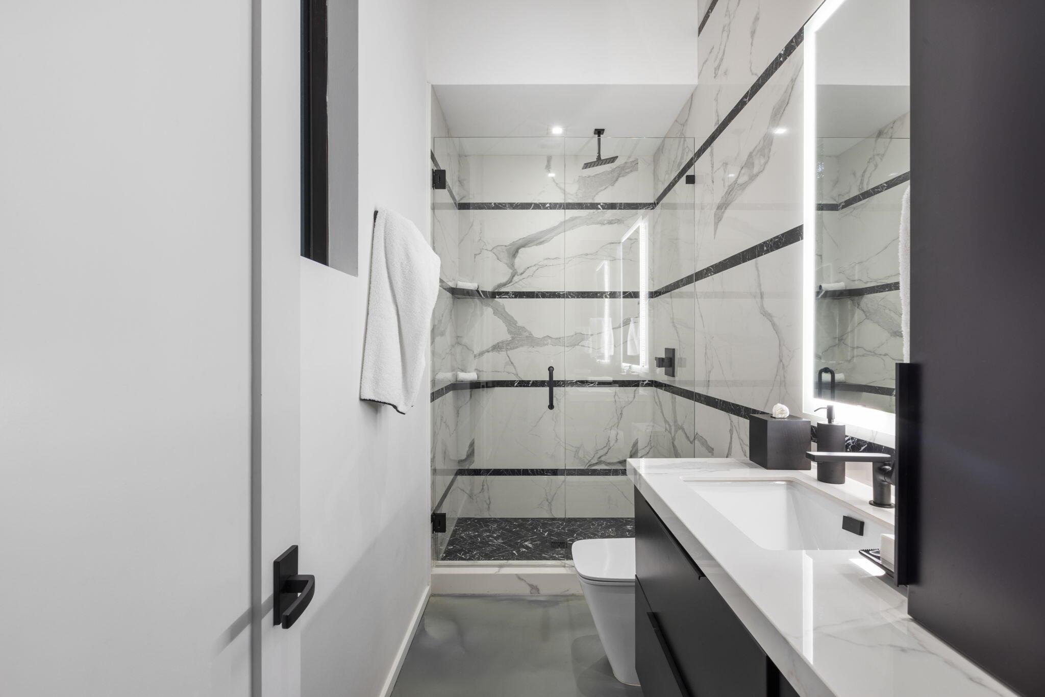 INTRACOASTAL PARK - Residential