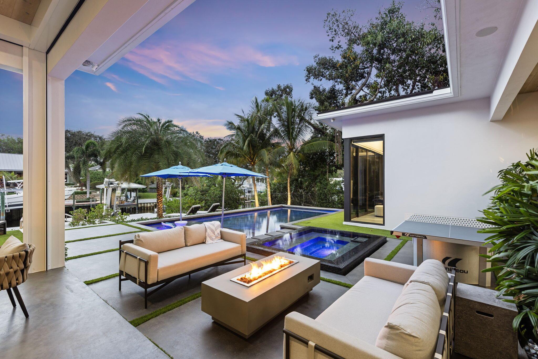 INTRACOASTAL PARK - Residential