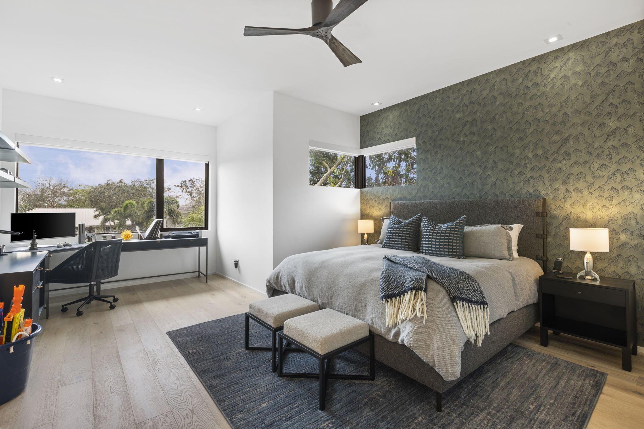 INTRACOASTAL PARK - Residential