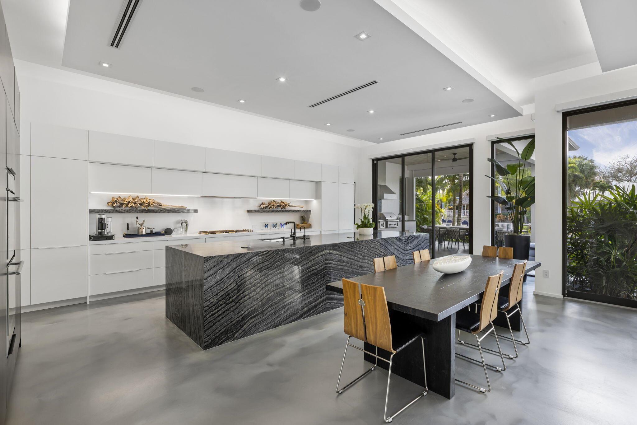 INTRACOASTAL PARK - Residential